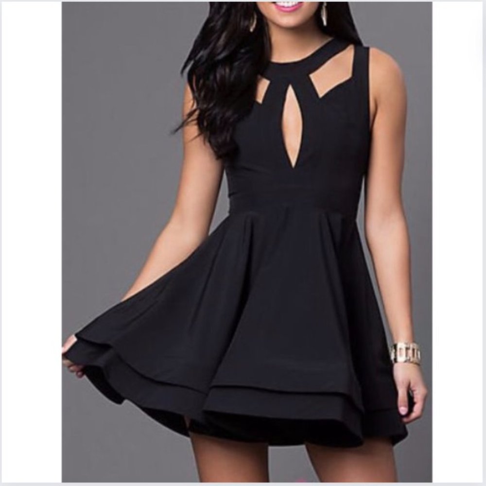 Luxxel Black Sleeveless Evening Mini Party Dress Sz S Deep Front, Cut Out Back